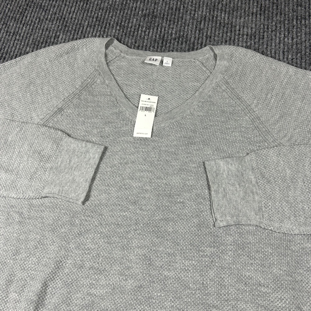 Gap Sweater Women's L Gray V-Neck Long Sleeve Knit Causal Lightweight